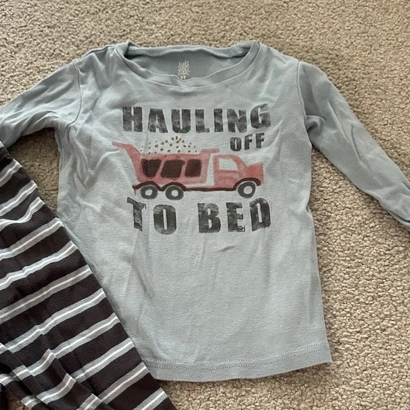 Carter's Kids Pajama Sets - Blue, Green, Gray, White - Picture 11 of 16